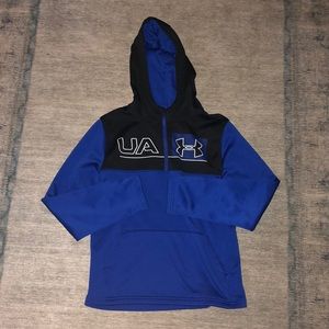 Boys Under Amour sweatshirt